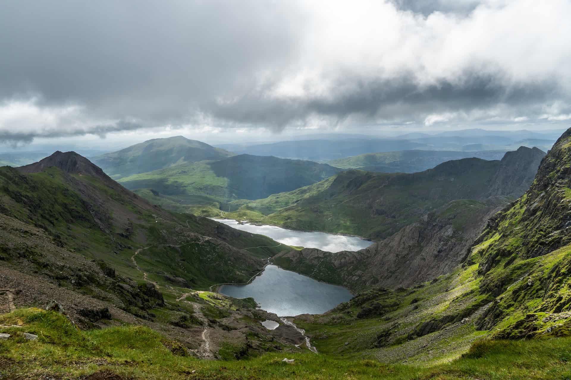 Looking down across the Miners Trail (photo: Josh Kirk)