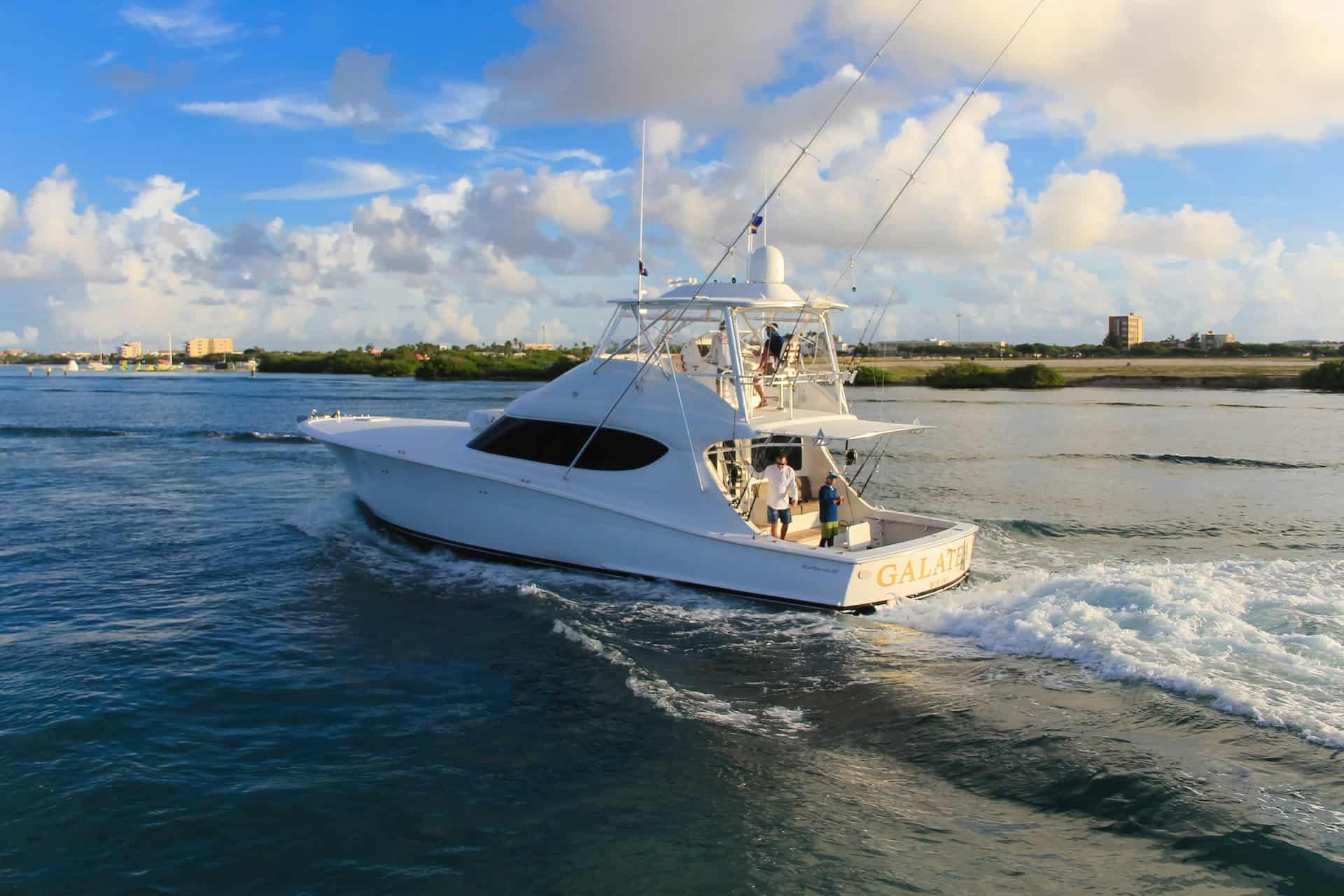 Fishing boat in Aruba (photo: Marvin Maduro)