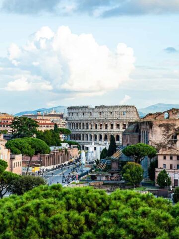 Piazza Venezia (photo: Marco Chilese).