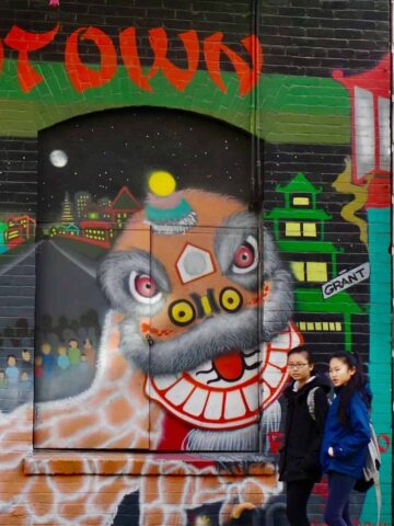 Chinatown mural (photo: Matt Briney).