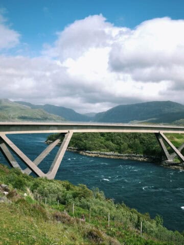 The Kylesku Bridge (photo: Simon Wiedensohler).