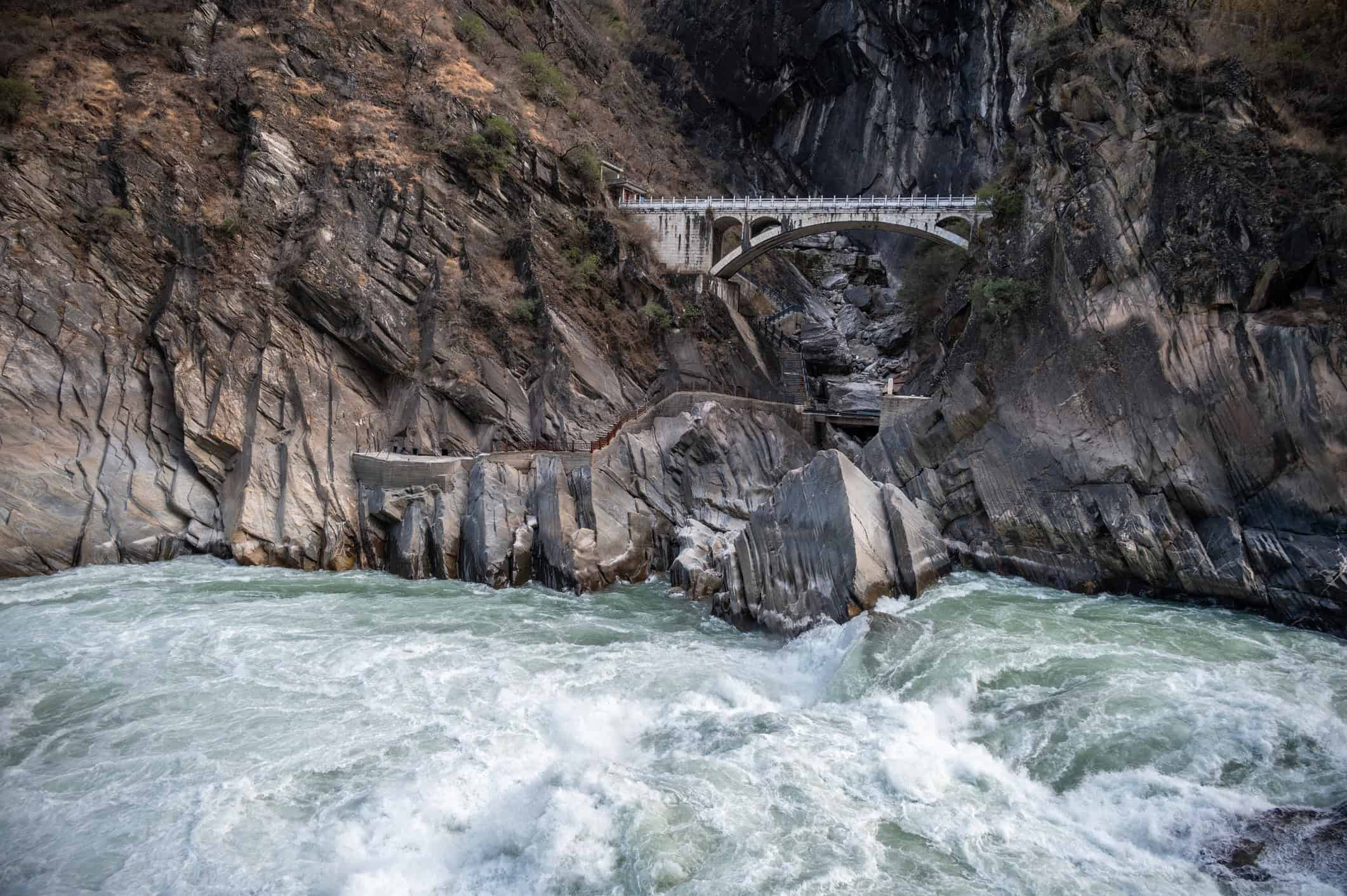 The spot where a tiger is said to have leaped across the river, thereby giving the Tiger Leaping Gorge its name (photo: Boyloso, iStock).