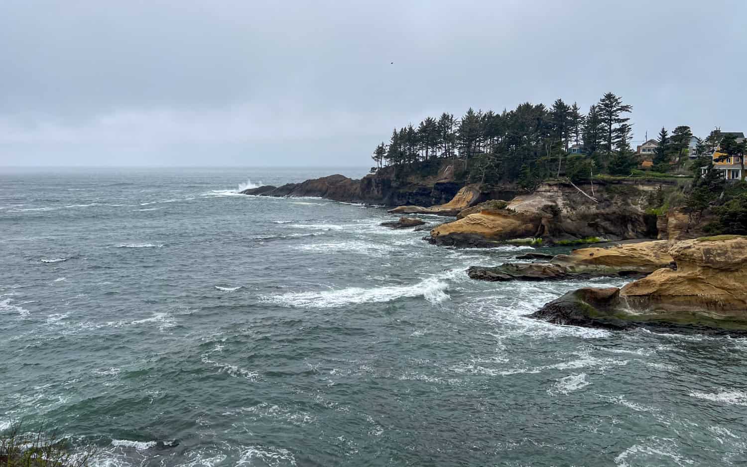 Ocean view from Tidal Raves restaurant in Depoe Bay, Oregon. Ocean view from Tidal Raves restaurant in Depoe Bay, Oregon.