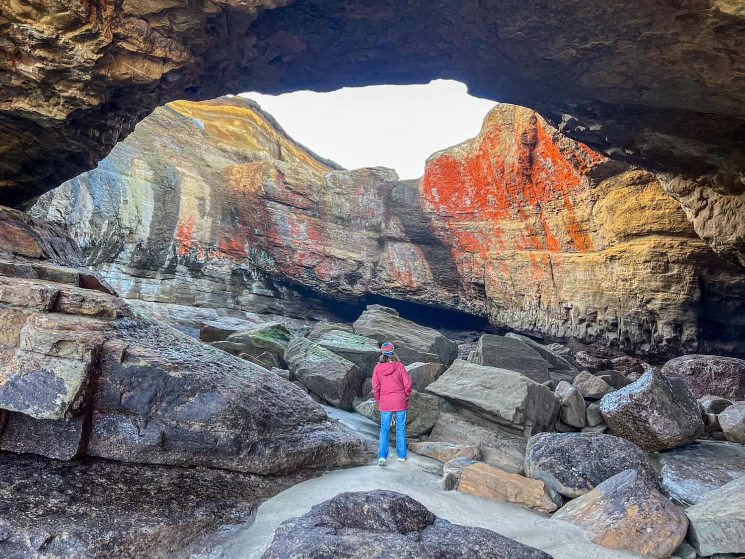 Kel inside the Devils Punchbowl at low tide. Kel inside the Devils Punchbowl at low tide.