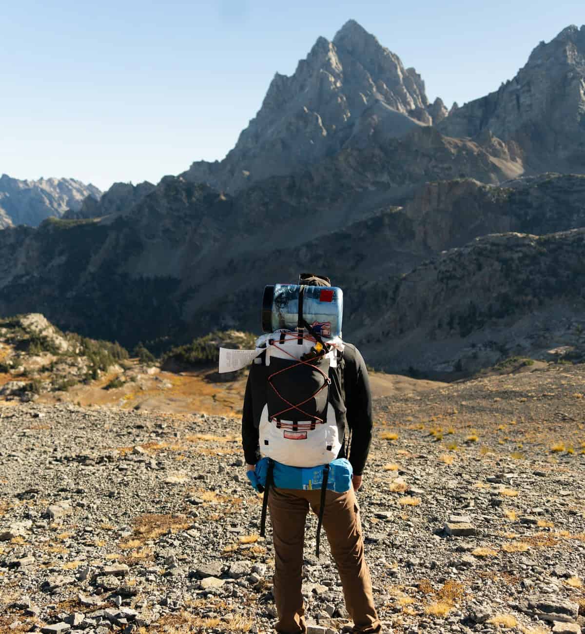 Hiking in Grand Teton National Park (photo: Alex Moliski, Unsplash).