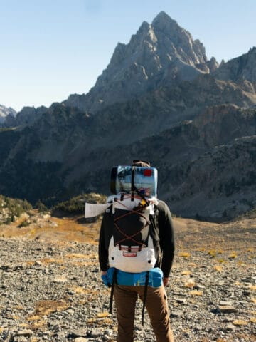 Backpacker in Grand Teton National Park (photo: Alex Moliski, Unsplash).
