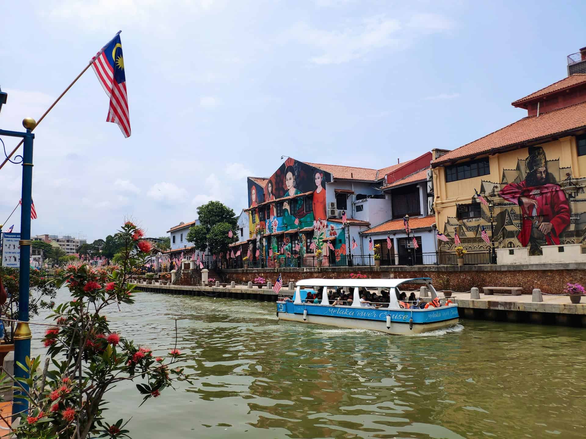 Melaka is a popular tourist attraction along the Singapore to Kuala Lumpur bus route (photo: Aleksandra Khoroshykh, Unsplash).