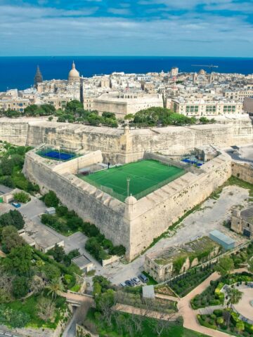 Malta (photo: Xavier Photography, Unsplash).