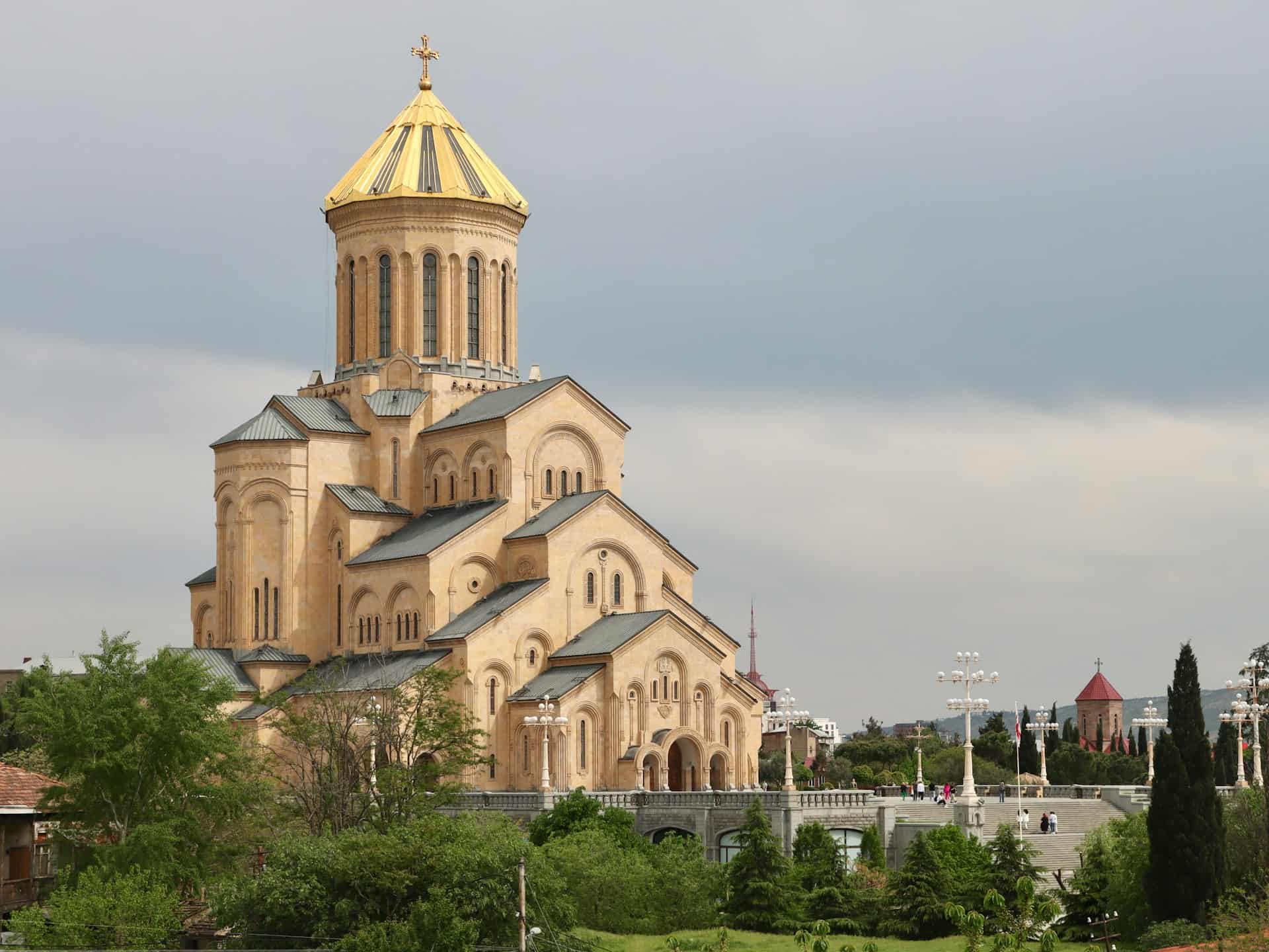 Holy Trinity Cathedral of Tbilisi, a must-see attraction in our Georgia travel guide (photo: Hongbin, Unsplash).