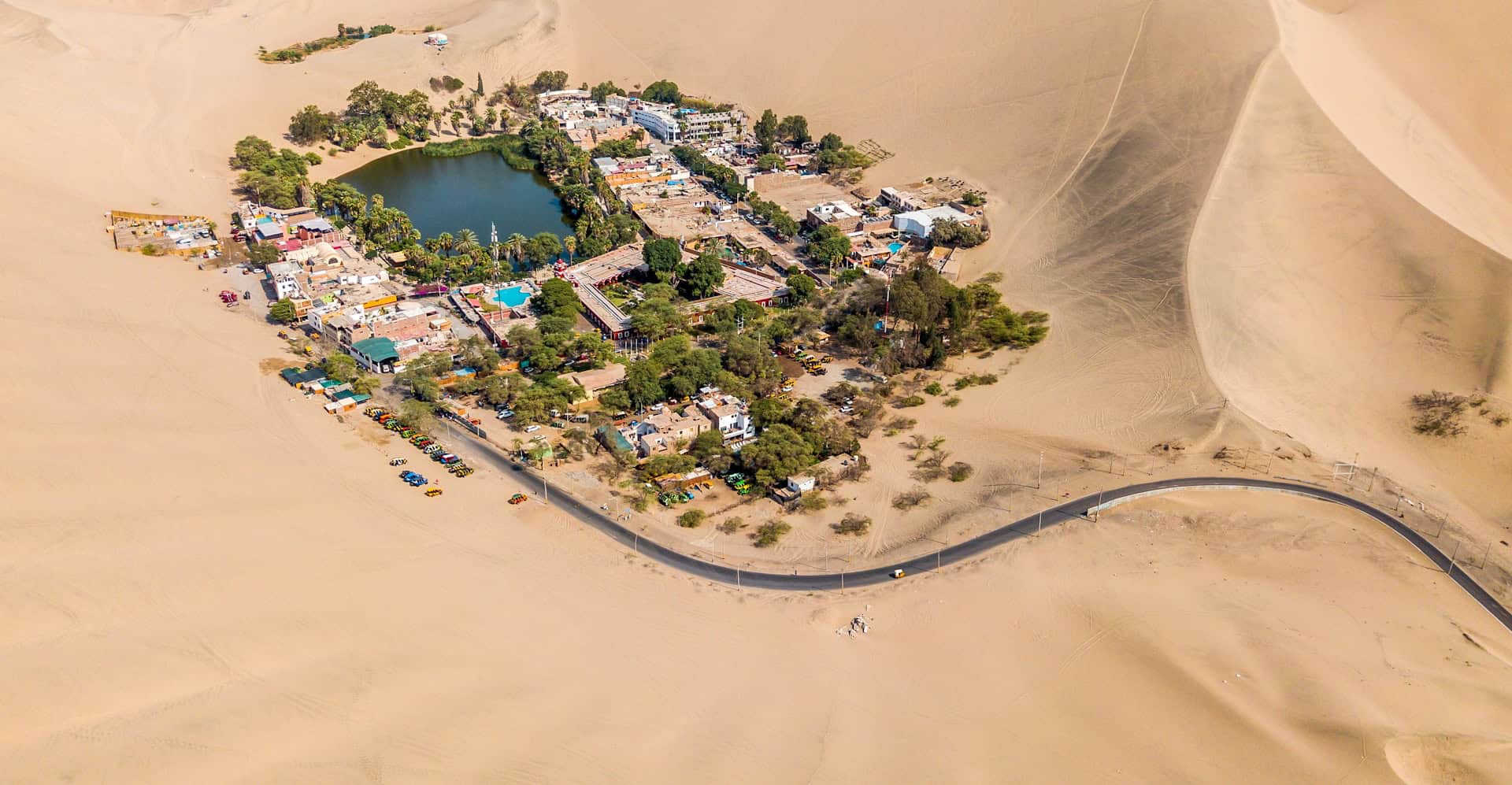 Huacachina, Peru (photo: Willian Justen de Vasconcellos, Unsplash).