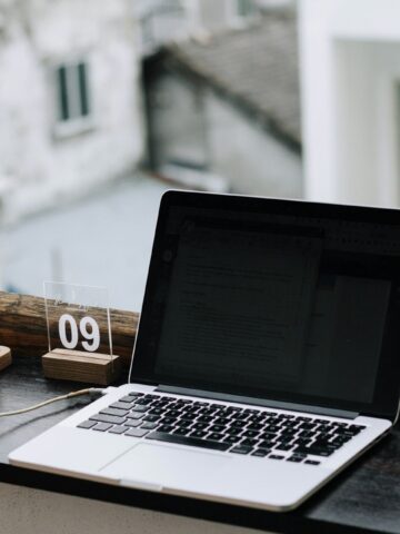 Remote workspace setup while traveling.